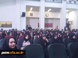 حضور دانشجویان پردیس در مراسم استانی عصر شعر یلدا  در پردیس دکتر شریعتی 2