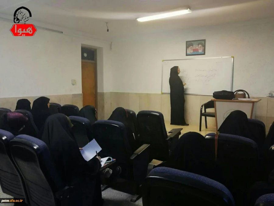 برگزاری کارگاه ویراستاری در پردیس  برای ویراستاران نشریه هیوا توسط خانم دکتر سمانه جعفری 2