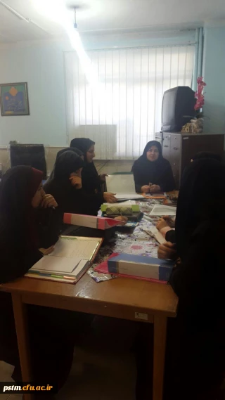 برگزاری جلسه با دبیران کانون های فرهنگی و اجتماعی پردیس