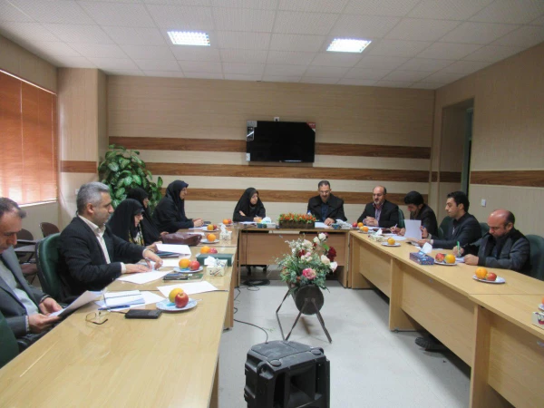 برگزاری دومین جلسه مسئولین دانشگاه و ادارات آموزش و پرورش شهرستان ساری در خصوص مدارس همکار پردیس ها 3