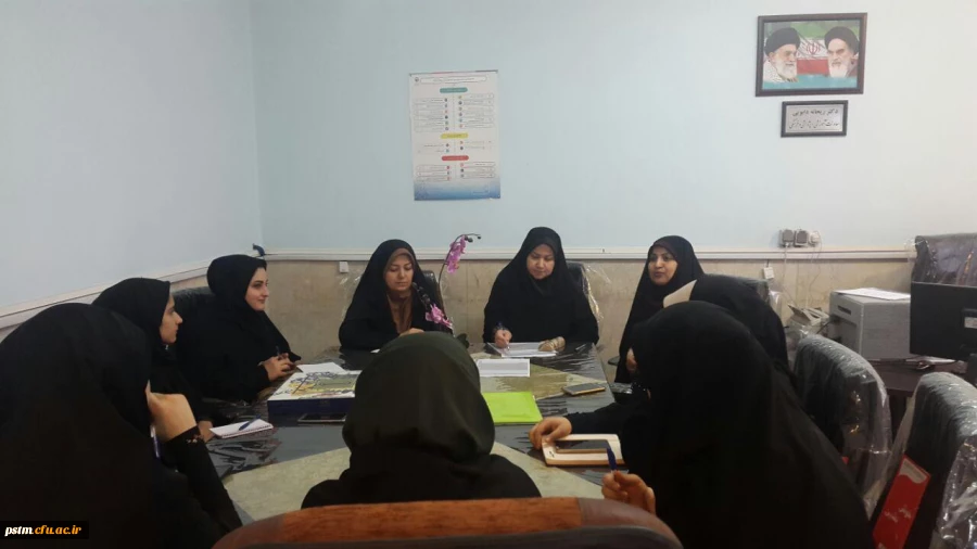 برگزاری جلسه با دبیران کانون های فرهنگی و اجتماعی پیرامون برنامه های دهه فجر انقلاب اسلامی 2