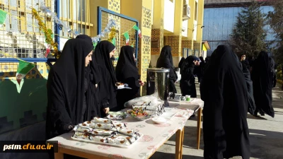 به مناسبت آغاز دهه مبارک فجربرگزار شد: برگزاری نمایشگاه کتاب، ایستگاه صلواتی و تجدید پیمان با آرمان های امام راحل و شهدا با حضور در جوار مزار شهید گمنام پردیس