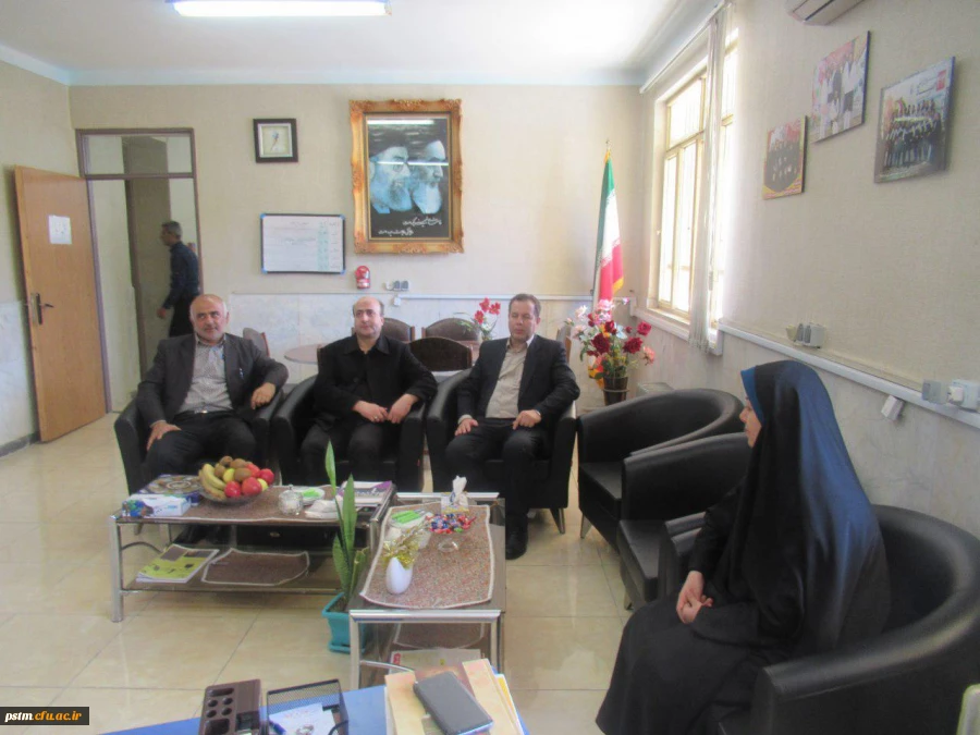 بازدید نمایندگان سازمان مرکزی و وزارت علوم در خصوص راستی آزمایی اطلاعات رتبه بندی سراهای دانشجویی پردیس های استان 2