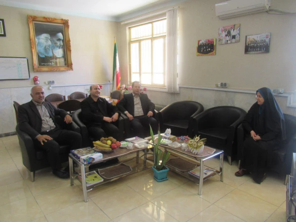 بازدید نمایندگان سازمان مرکزی و وزارت علوم در خصوص راستی آزمایی اطلاعات رتبه بندی سراهای دانشجویی پردیس های استان 3