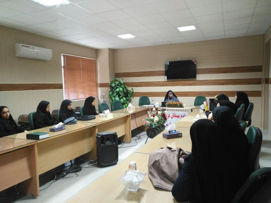 بازدید مسئولان نظارت و ارزیابی کیفیت دانشگاه فرهنگیان  از پردیس 4