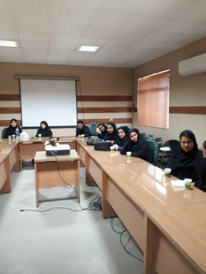 بازدید دانش آموزان پایه پیش دانشگاهی شهدای کوهیخل از پردیس 4