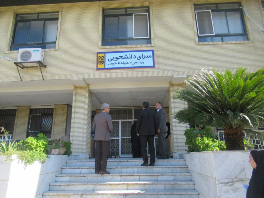 حضور آقای آقاخانی، مدیر کل برنامه ریزی، خدمات و رفاه دانشجویی در پردیس 15