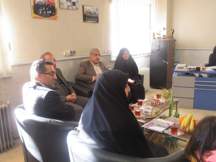 حضور آقای آقاخانی، مدیر کل برنامه ریزی، خدمات و رفاه دانشجویی در پردیس 16