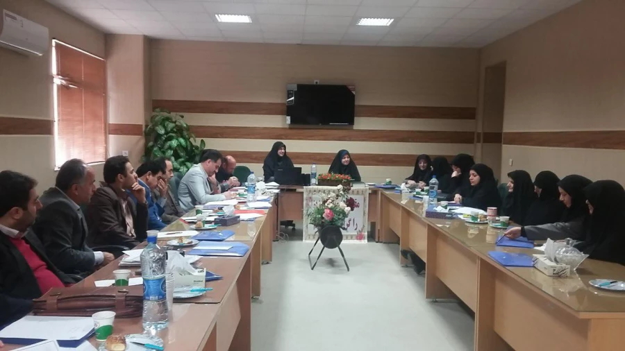 برگزاری جلسه هم اندیشی اساتید نیمسال دوم تحصیلی 8