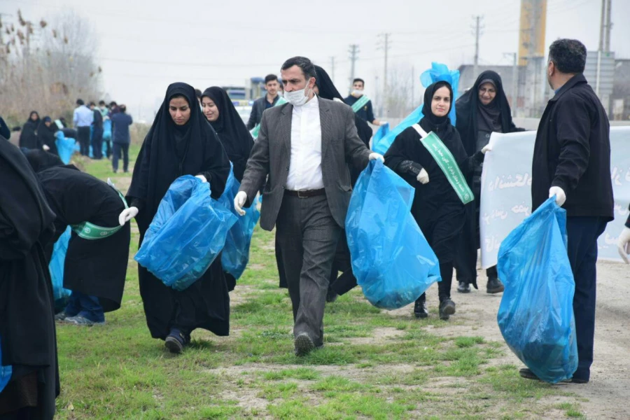 طرح پاکسازی دانشگاه تا دانشگاه با حمایت کانون محیط زیست و با حضور مسئولین 2