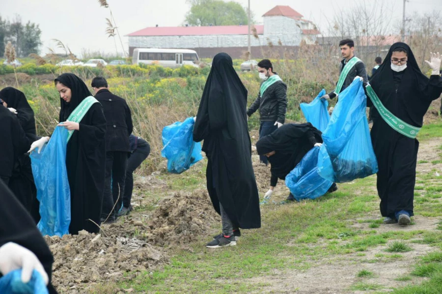 طرح پاکسازی دانشگاه تا دانشگاه با حمایت کانون محیط زیست و با حضور مسئولین 3