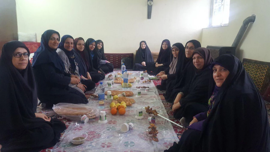 برگزاری اردو به مناسبت روز زن و تجلیل از همکاران خانم دانشگاه فرهنگیان استان مازندران در امامزاده ابا صالح شهرستان قائمشهر 3