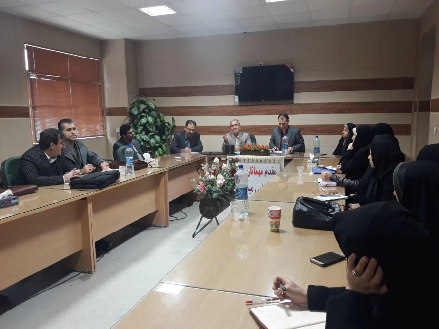 برگزاری اولین کارگاه آموزشی دروس آموزش محور دانشگاه فرهنگیان با حضور اعضای هیات علمی، مدرسان و اساتیددر پردیس 5