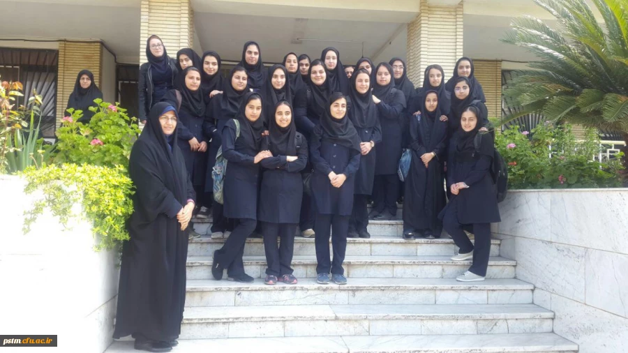 بازدید دانش آموزان مدرسه نمونه دولتی نکا  از پردیس و نشست با سرپرست و معاونت آموزشی  2