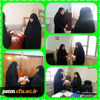 به مناسبت هفته سلامت  انجام شد: کارگاه کمک های اولیه و فوریت های پزشکی-توزیع بروشور به همت مشاور و کانون همیار سلامت-توزیع کشمش به عنوان جایگزین مفید ماده قندی همراه با پیام های تندرستی در بین کارکنان و اساتید به همت کانون طب سنتی 3