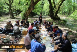 به مناسبت هفته سلامت  انجام شد: کارگاه کمک های اولیه و فوریت های پزشکی-توزیع بروشور به همت مشاور و کانون همیار سلامت-توزیع کشمش به عنوان جایگزین مفید ماده قندی همراه با پیام های تندرستی در بین کارکنان و اساتید به همت کانون طب سنتی 6