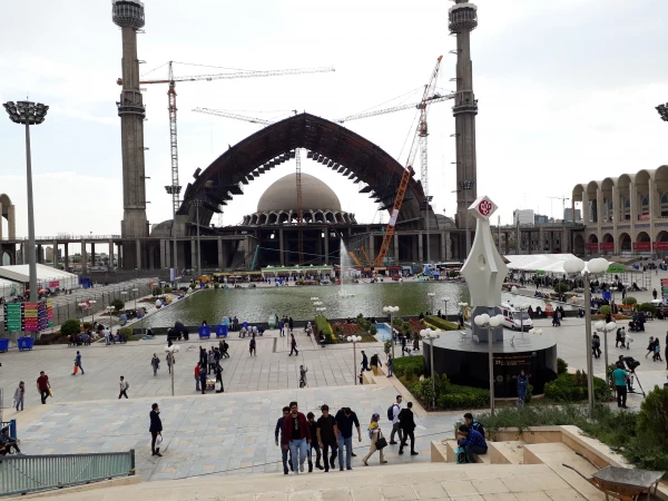 نمایشگاه کتاب تهران