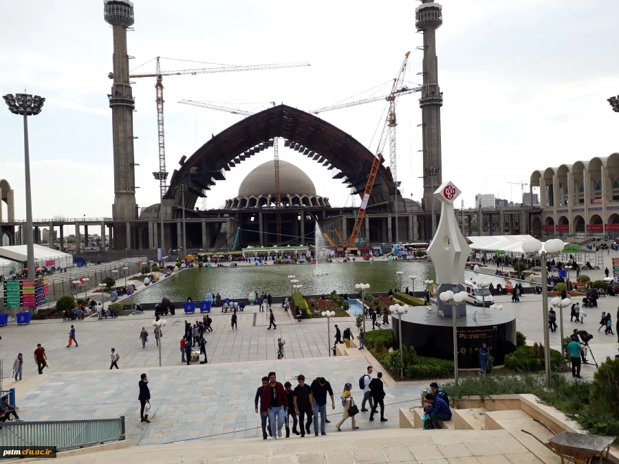 نمایشگاه کتاب تهران