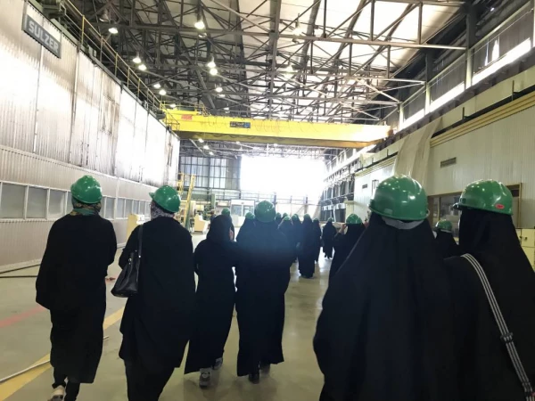 بازدید علمی دانشجویان از شرکت صنایع چوب و کاغذ شهرستان ساری و آشنایی با فرآیند تولید کاغذ 2