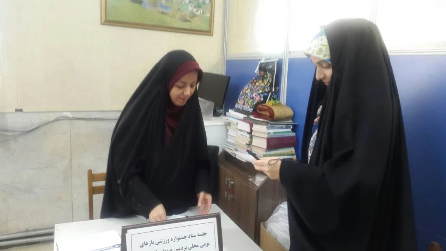 برگزاری جلسه هماهنگی با انجمن ورزشی دانشجویی پردیس در راستای برگزاری  مسابقات بازی های بومی و محلی درون پردیس 4