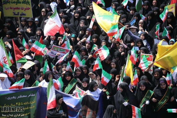 حضور اساتید، کارکنان و دانشجویان پردیس در راهپیمایی روز جهانی قدس 1397 5