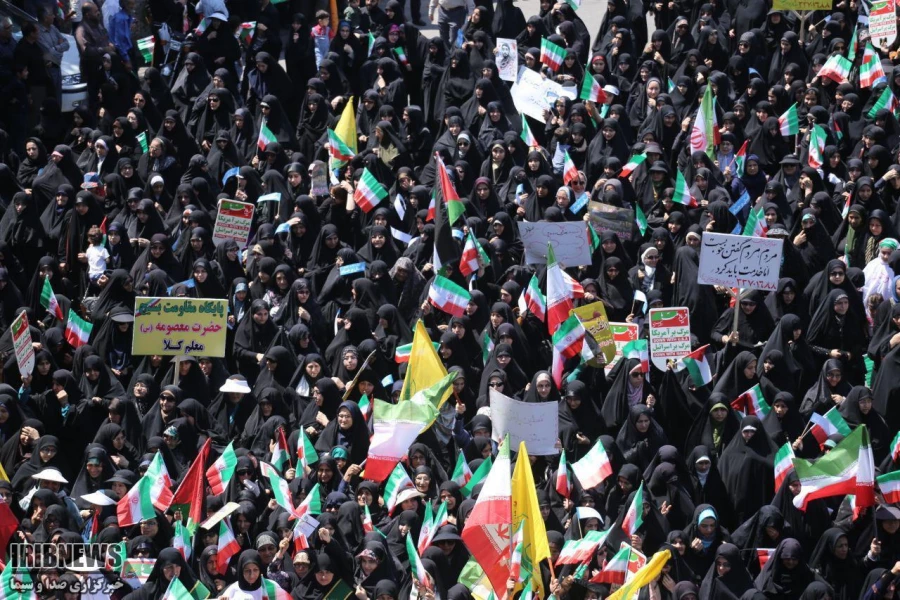 حضور اساتید، کارکنان و دانشجویان پردیس در راهپیمایی روز جهانی قدس 1397 6