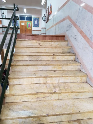 بهسازی سرای دانشجویی با مفروش نمودن راهروها و خرید تشک 7