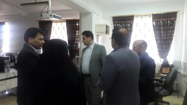 بازدید مشاور ریاست دانشگاه فرهنگیان و مدیر کل حوزه ریاست و معاون آموزشی وتحصیلات تکمیلی دانشگاه از پردیس 7