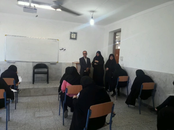 بازدید معاونت های آموزشی، پزوهشی و فرهنگی و  توسعه منابع و دانشجویی مدیریت استانی از برگزاری امتحانات در پردیس 2