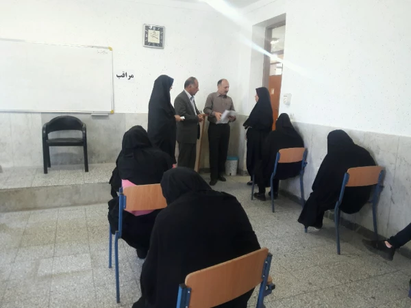 بازدید معاونت های آموزشی، پزوهشی و فرهنگی و  توسعه منابع و دانشجویی مدیریت استانی از برگزاری امتحانات در پردیس 4