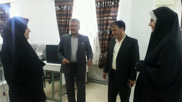 بازدید معاونت توسعه مدیریت و پشتیبانی اداره کل آموزش و پرورش استان از حوزه امتحانی پردیس 4