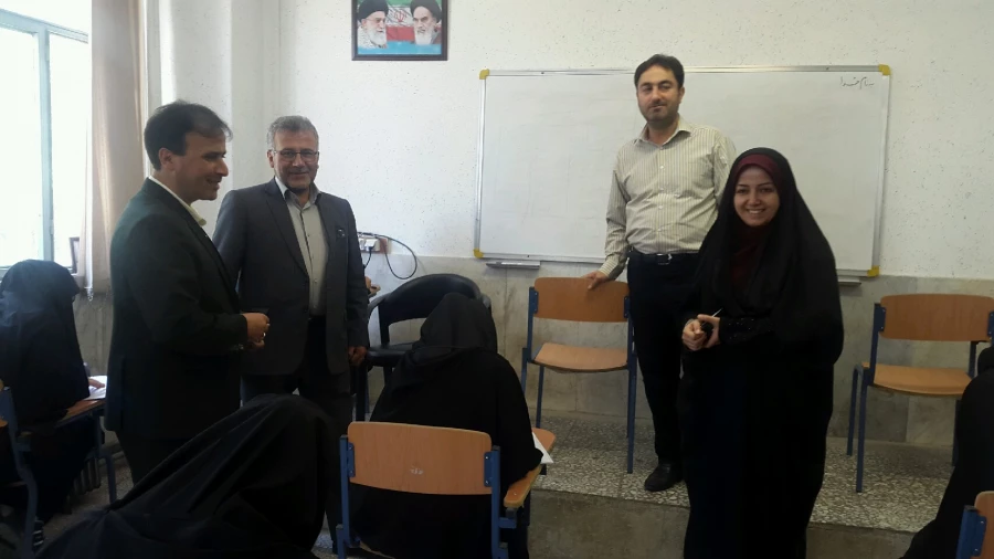 بازدید معاونت توسعه مدیریت و پشتیبانی اداره کل آموزش و پرورش استان از حوزه امتحانی پردیس 5