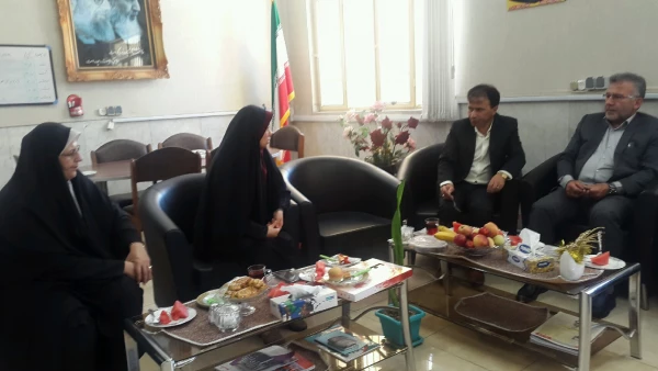 بازدید معاونت توسعه مدیریت و پشتیبانی اداره کل آموزش و پرورش استان از حوزه امتحانی پردیس 7