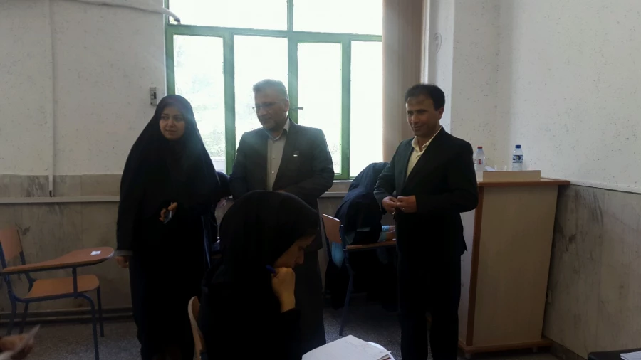 بازدید معاونت توسعه مدیریت و پشتیبانی اداره کل آموزش و پرورش استان از حوزه امتحانی پردیس 11