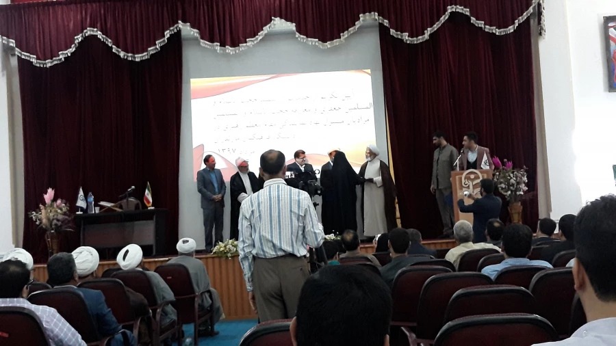 با حضور حجت الاسلام تقوی؛ معاون محترم منابع انسانی نهاد نمایندگی مقام معظم رهبری در دانشگاه ها برگزار شد:
مراسم تودیع حجت السلام و المسلمین جعفری و معارفه حجت السلام و المسلمین مرادیان 2