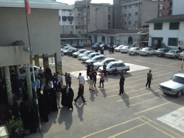 بازدید مسئولین پردیس از محل پذیرش و معاینات پزشکی پذیرفته شدگان چندبرابر ظرفیت دانشگاه فرهنگیان 4