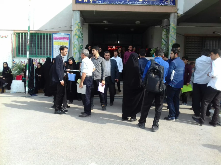 بازدید مسئولین پردیس از محل پذیرش و معاینات پزشکی پذیرفته شدگان چندبرابر ظرفیت دانشگاه فرهنگیان 6