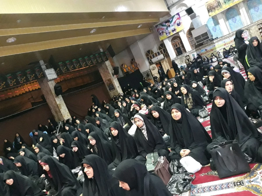 شرکت دانشجویان پردیس در مراسم عزاداری ویژه محرم در مصلی بزرگ امام خمینی ساری  4