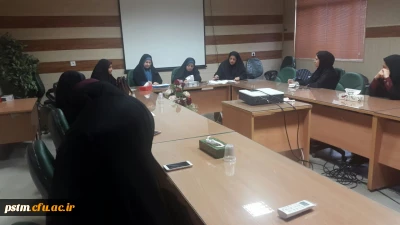 نشست مسئولین پردیس با دبیران کانون ها و تشکل ها درآستانه هفته بهداشت روان