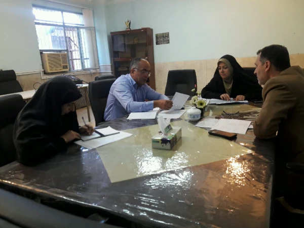 نشست سرپرست پردیس با کارشناسان آموزش