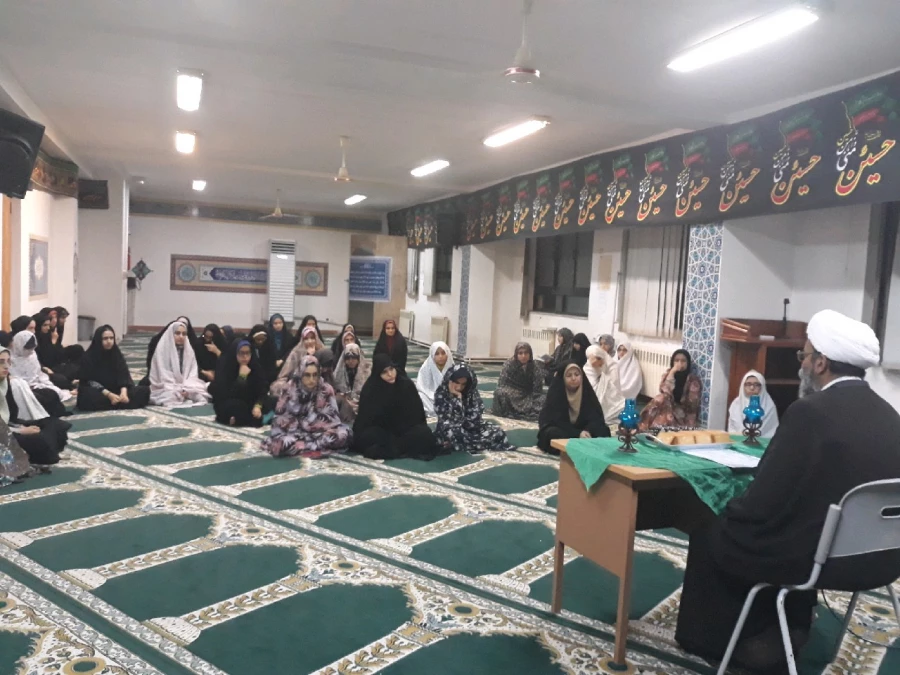 نشست صمیمی مسئول نهاد نمایندگی مقام معظم رهبری مدیریت استانی دانشگاه با دانشجویان 4