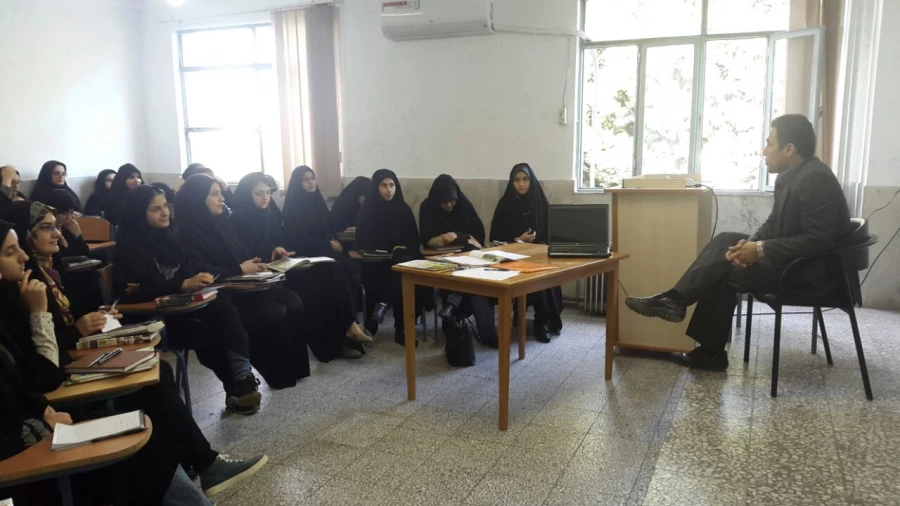 برگزاری نمایشگاه و ایستگاه سلامتی به مناسبت هفته بهداشت روان 6