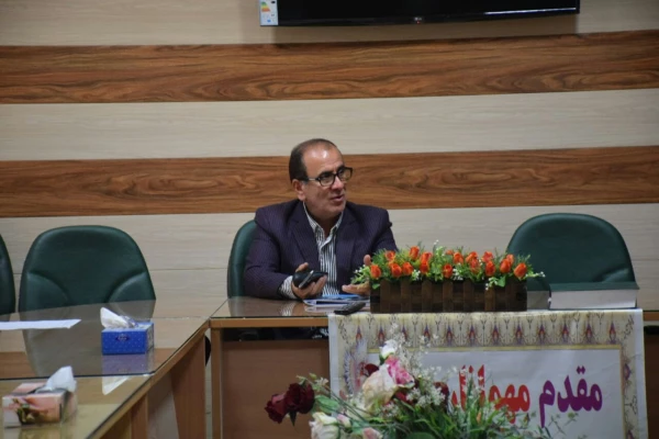 برگزاری نشست معاونت آموزشی، پژوهشی و فرهنگی مدیریت استانی دانشگاه با دبیران کانون های فرهنگی و اجتماعی و نمایندگان تشکل ها 3