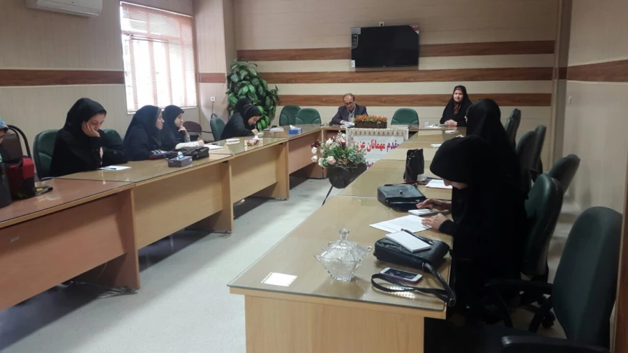 برگزاری نشست معاونت آموزشی، پژوهشی و فرهنگی مدیریت استانی دانشگاه با دبیران کانون های فرهنگی و اجتماعی و نمایندگان تشکل ها 6