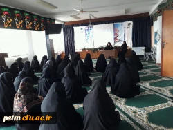 برگزاری نشست توجیهی سرپرست پردیس و مسئول پژوهش با دانشجویان در مورد شیوه نامه هفته پژوهش و دانشجوی نمونه