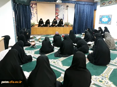 برگزاری مراسم محفل انس با قرآن در نمازخانه پردیس و اهداء جوایز به شرکت کنندگان در این طرح