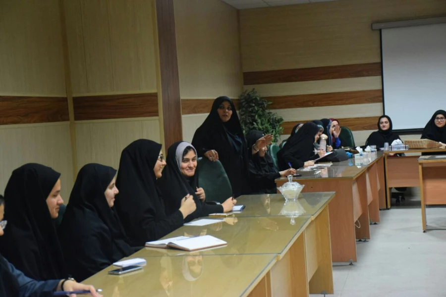 برگزاری کارگاه مشاوره با عنوان مهارت های دهگانه 3