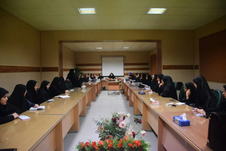 برگزاری کارگاه مشاوره با عنوان مهارت های دهگانه 4