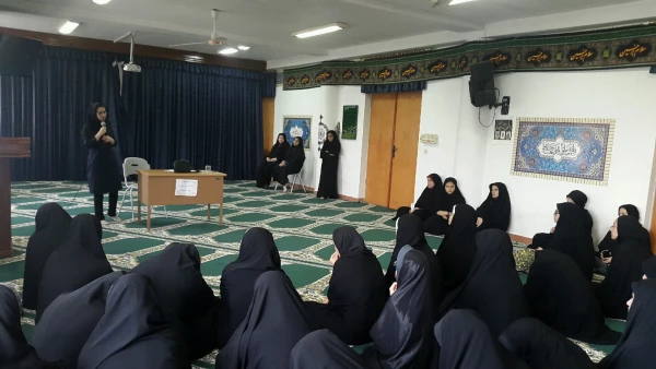 به مناسبت هفته سلامت روان، هفته ملی سلامت زنان و با همکاری دانشگاه علوم پزشکی ساری برگزار شد: کارگاه نقش شادی در سلامت روان 6