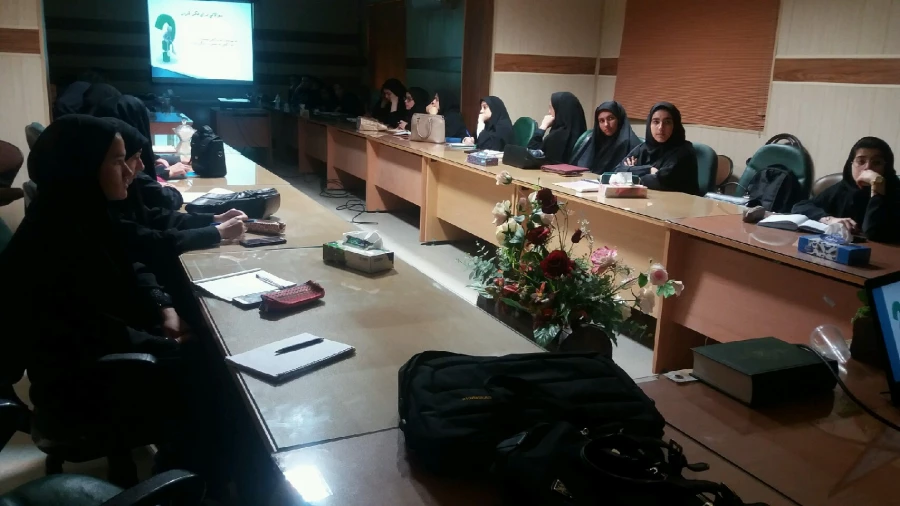 توسط واحد مشاوره پردیس برگزار گردید:  کارگاه ذهن آگاهی 3